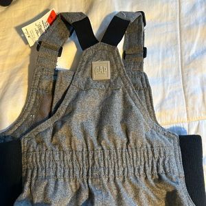 NWT 18-24 baby gap snow suit!